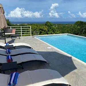 Holiday home Runaway To Tranquility, Overlooking The Bay, Runaway Bay